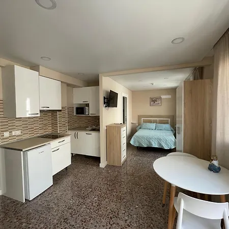 Pelicano Apartahotel